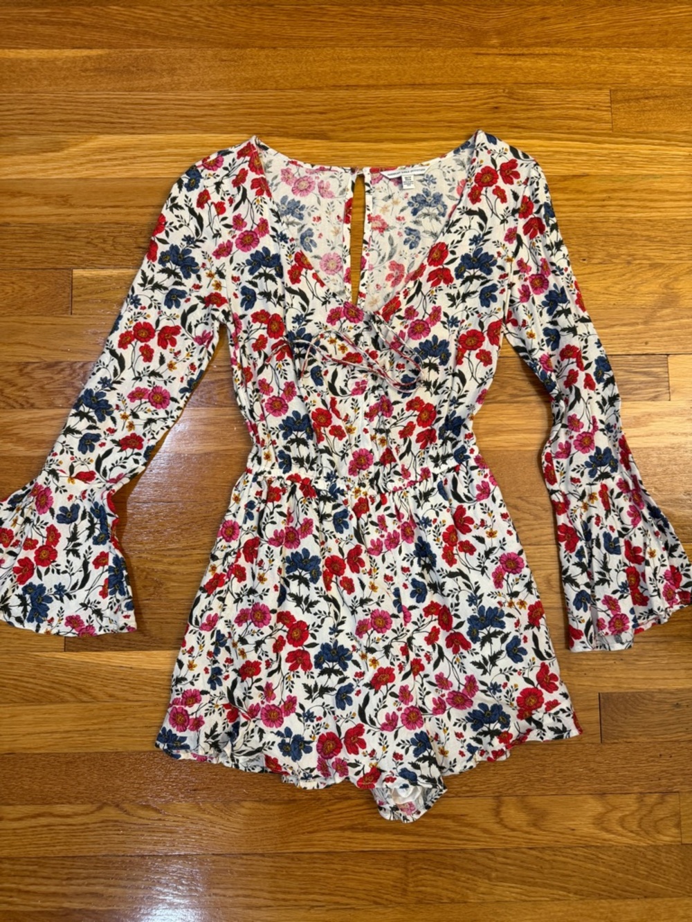 American Eagle Floral Romper Long Bell Sleeves Keyhole Back - Size XS